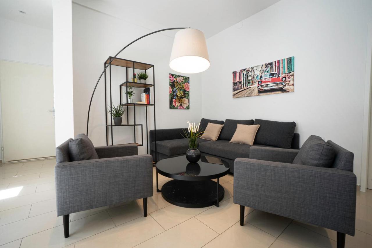 Chic Newly-Renovated Apartment Steps From Subway In Vienna'S Hernals District Luaran gambar