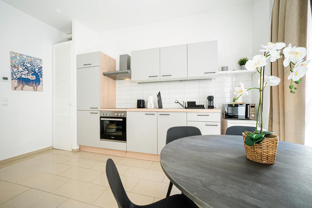 Chic Newly-Renovated Apartment Steps From Subway In Vienna'S Hernals District Luaran gambar