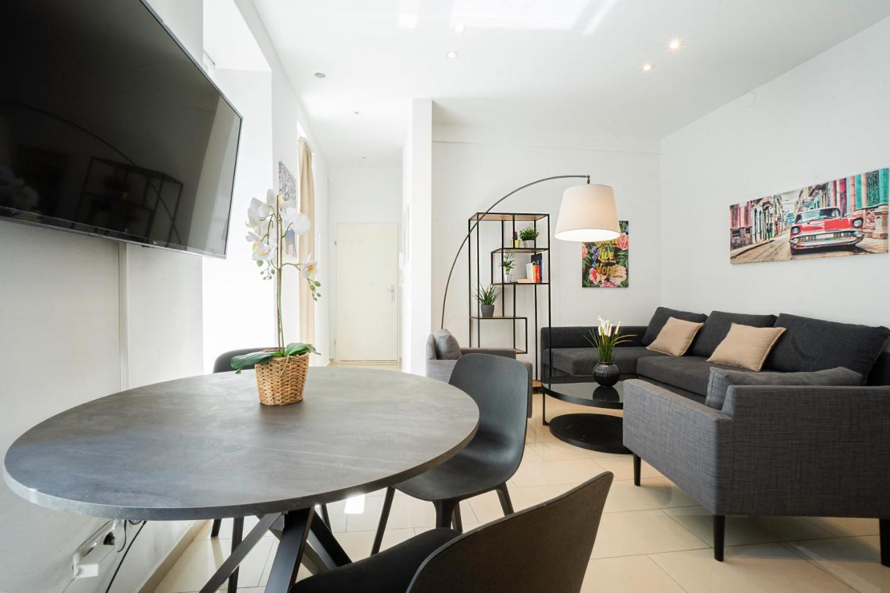 Chic Newly-Renovated Apartment Steps From Subway In Vienna'S Hernals District Luaran gambar